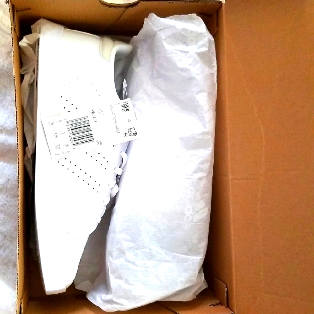 ADDIDAS COURTPOINT BASE  SIZE 6.5/EU38 WOMEN'S